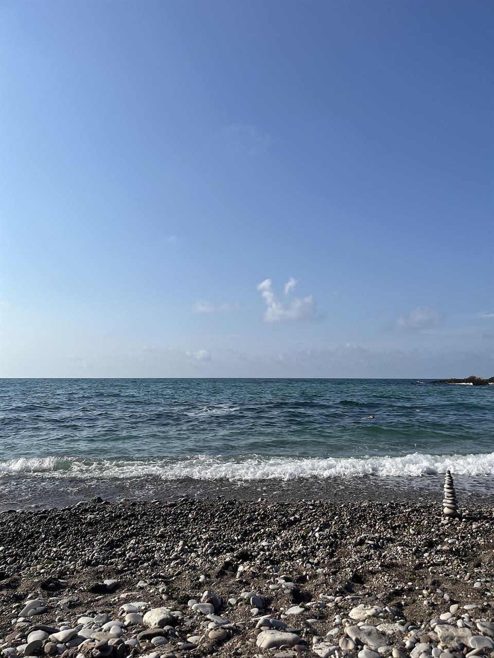 Ceneviz Kalesi Plajı